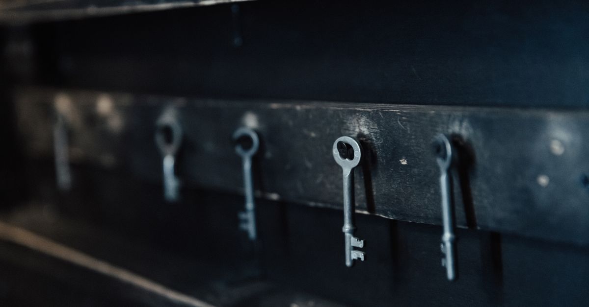 car key cutting machine — Little Rock Locksmiths