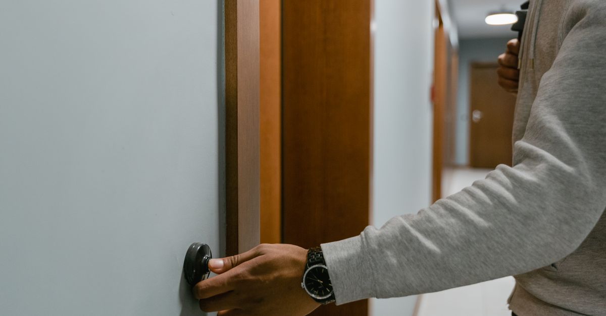 locksmith service technician — Little Rock Locksmiths