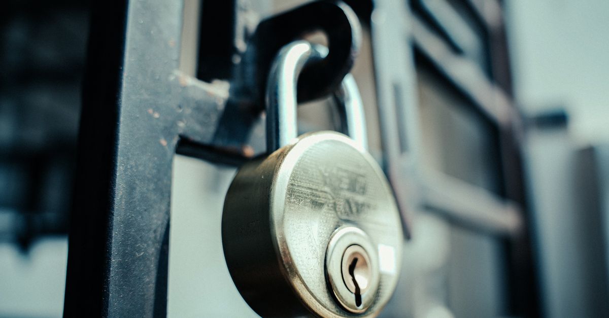 Just Moved In? A Practical New-Home Security Checklist — Little Rock Locksmiths